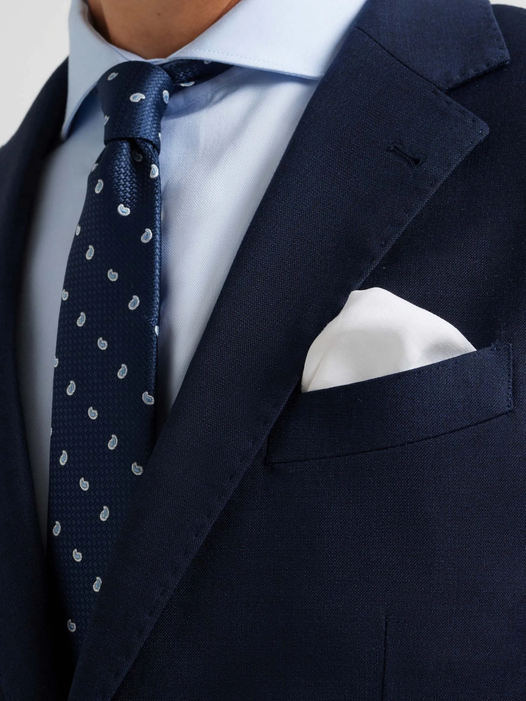 AMERICANA FIL A FIL-Alvaro Moreno Clearance