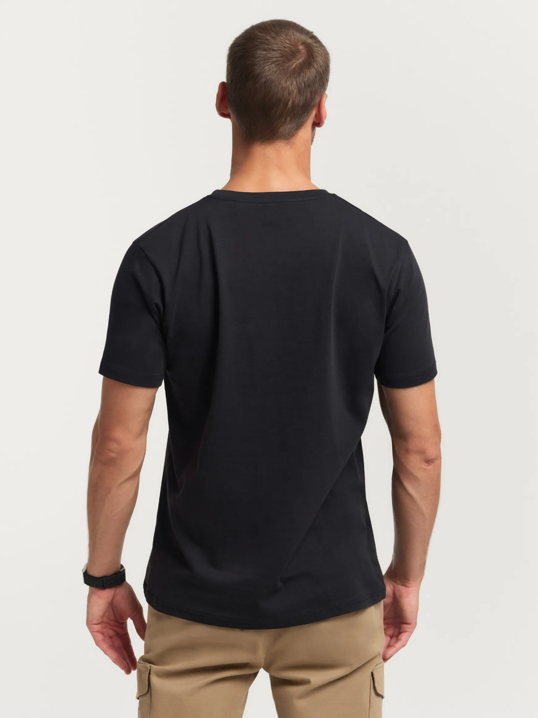 CAMISETA BASICA-Alvaro Moreno