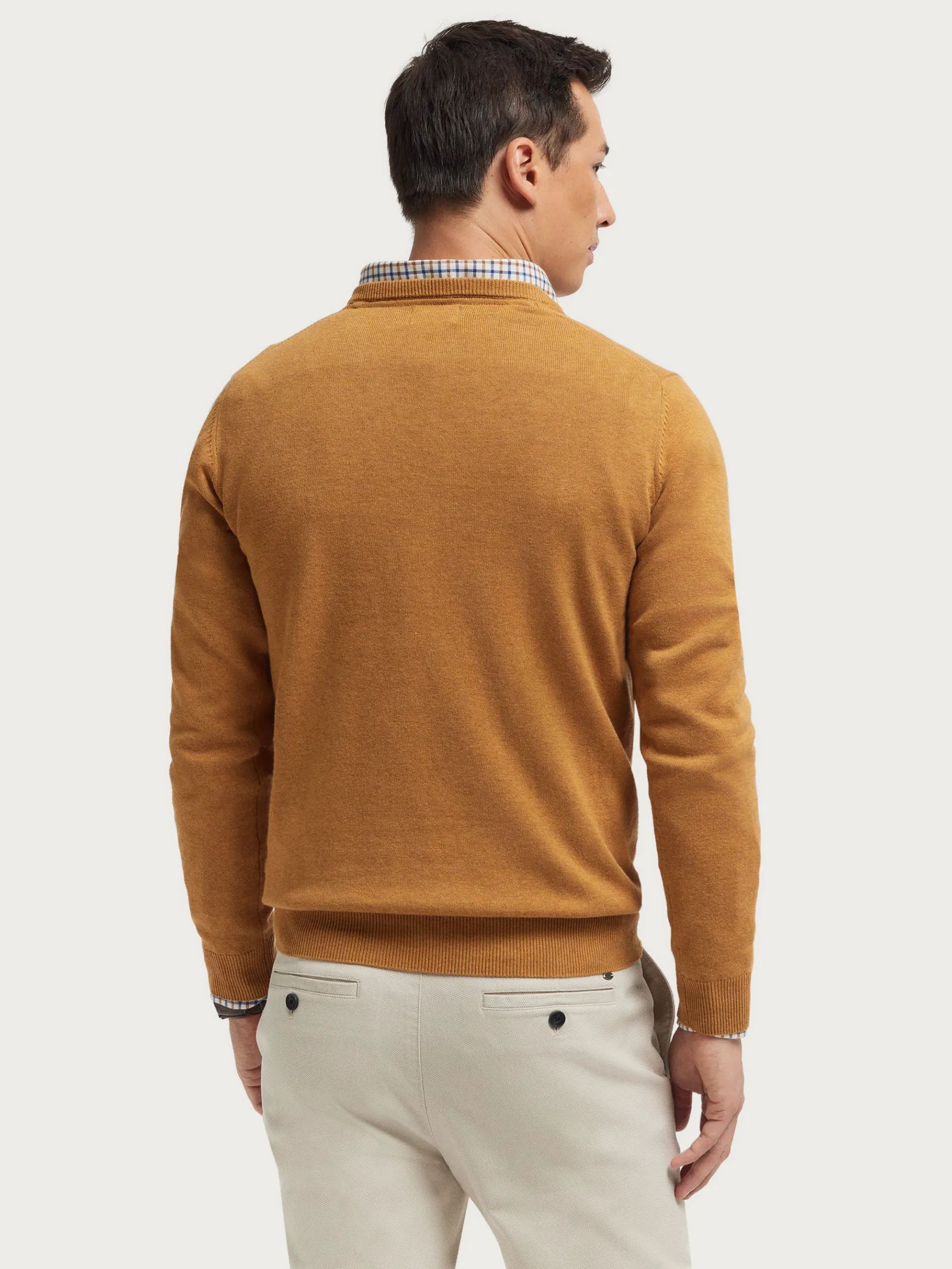 JERSEY V-NECK TRENDY-Alvaro Moreno Hot