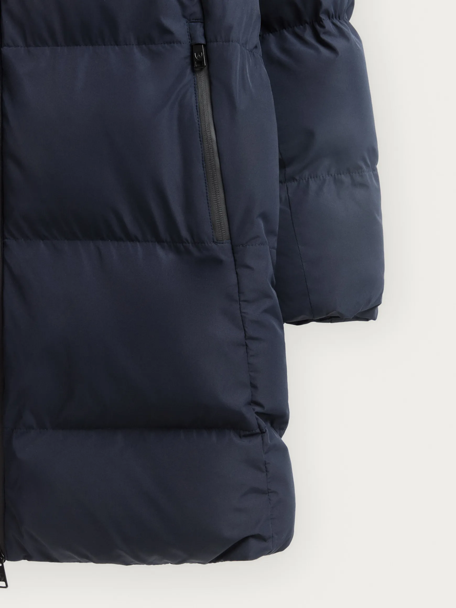PARKA SKYLINE-Alvaro Moreno New