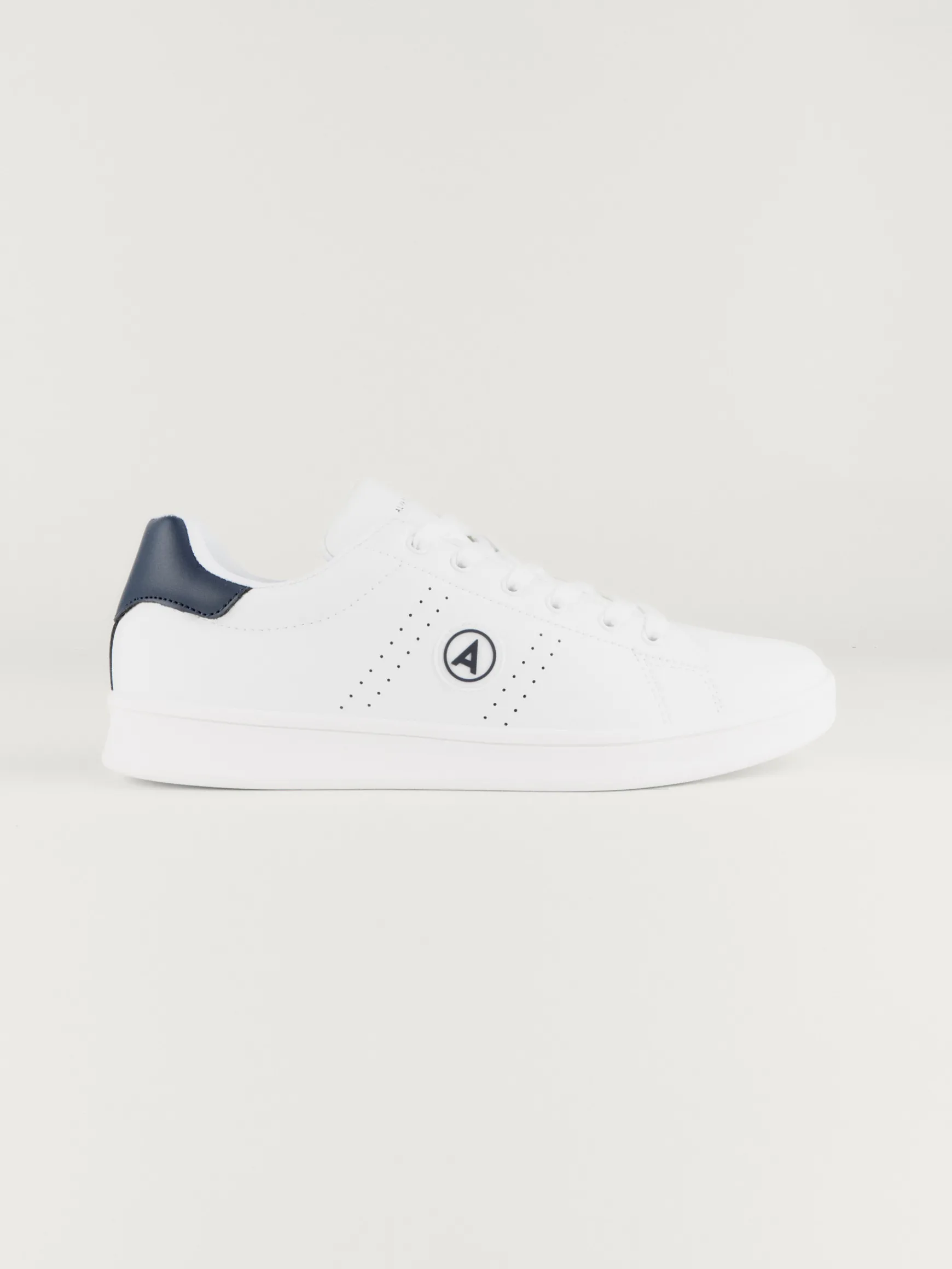 SNEAKERS CLASSIC-Alvaro Moreno New