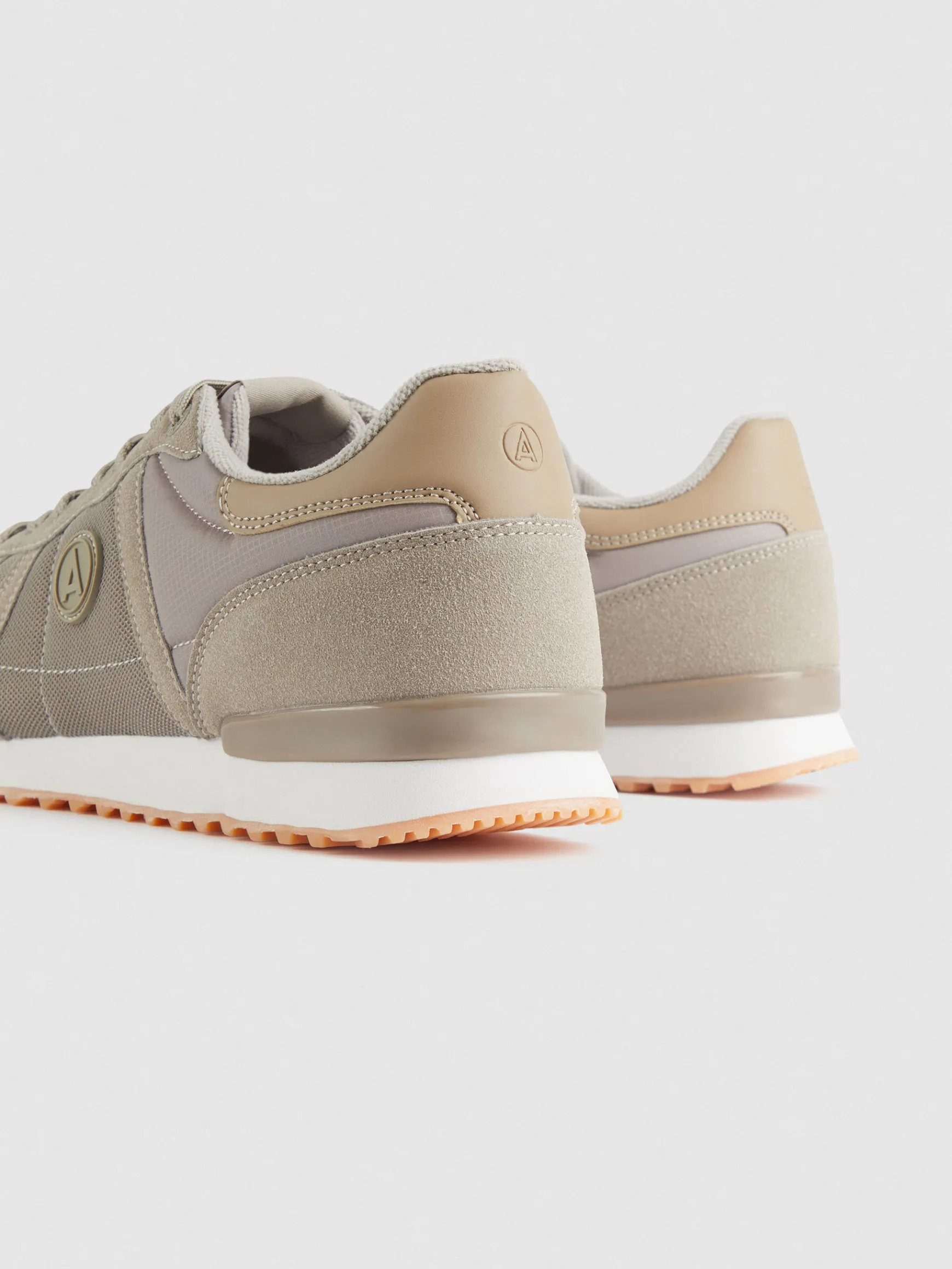 SNEAKERS JOPLIN-Alvaro Moreno New