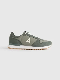 SNEAKERS VIBES-Alvaro Moreno Best