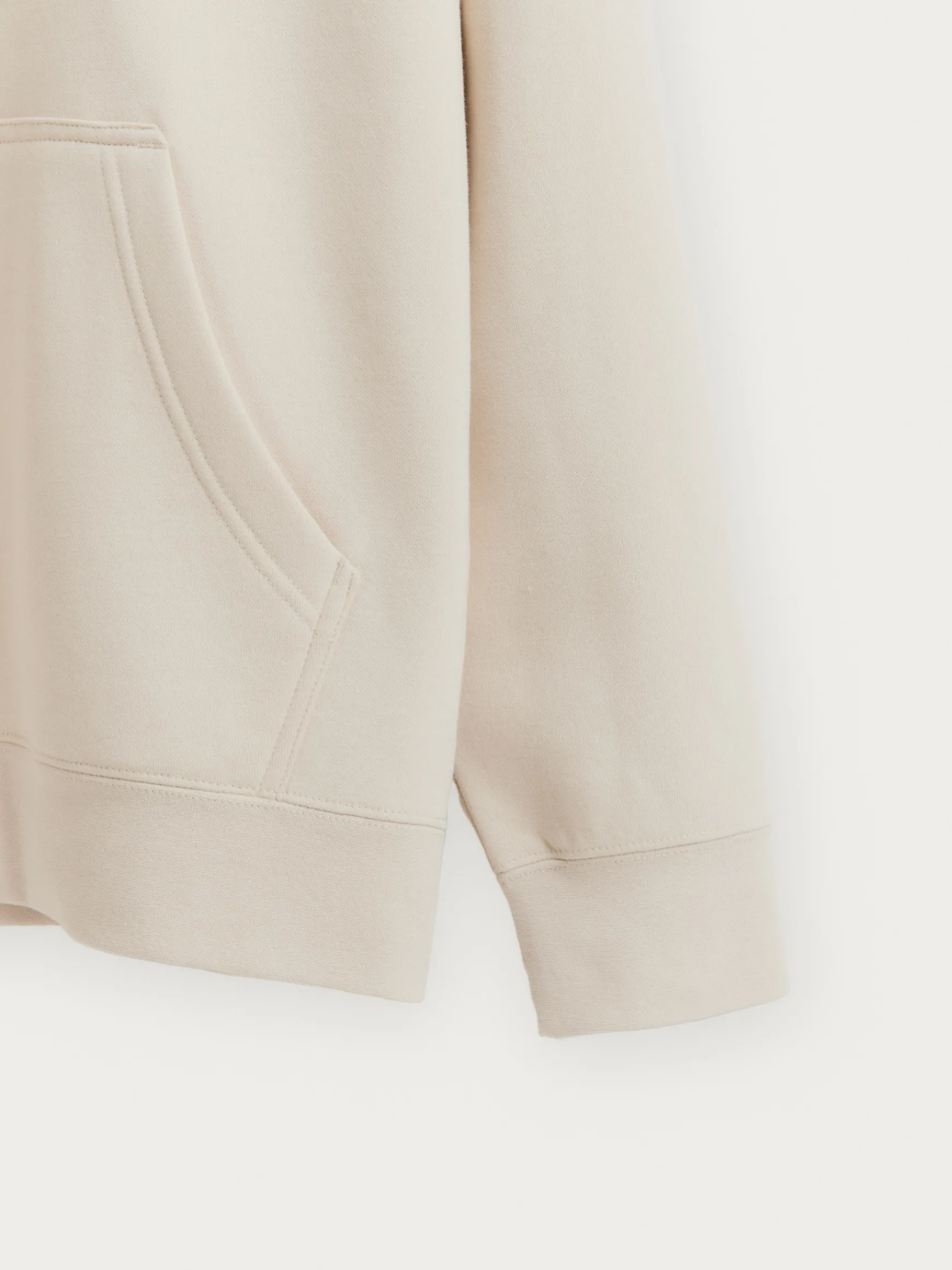 SUDADERA MOMENT-Alvaro Moreno Online