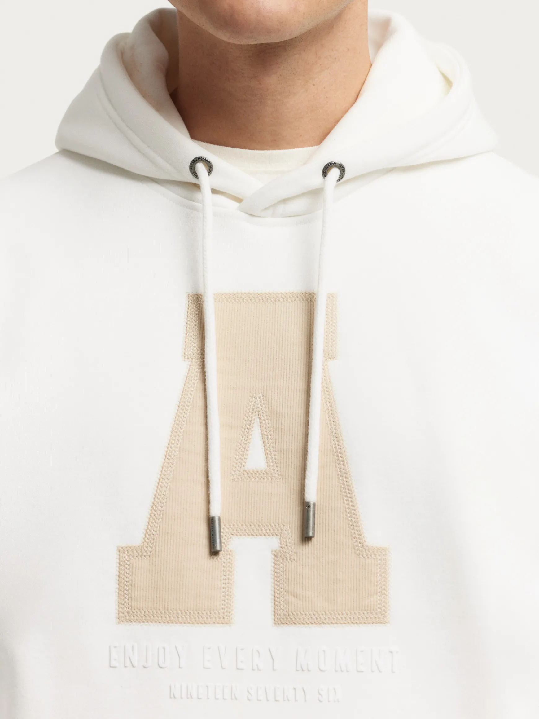 SUDADERA MOMENT-Alvaro Moreno Clearance