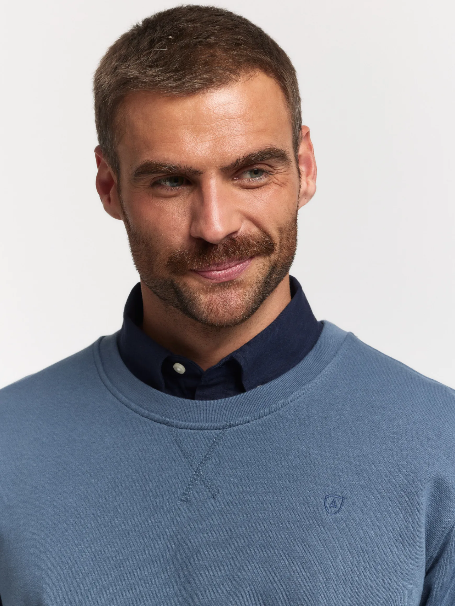 SUDADERA SINGULAR-Alvaro Moreno Sale